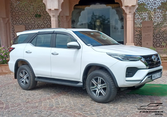 Fortuner on rent in jaipur